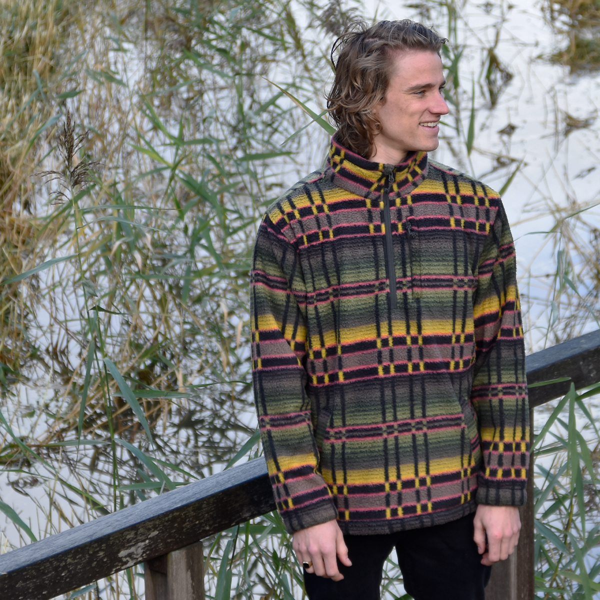 Billabong Boundary Mock Neck Raven