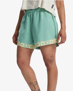QUIKSILVER BAHAMAS SHORT MALACHITE GREEN
