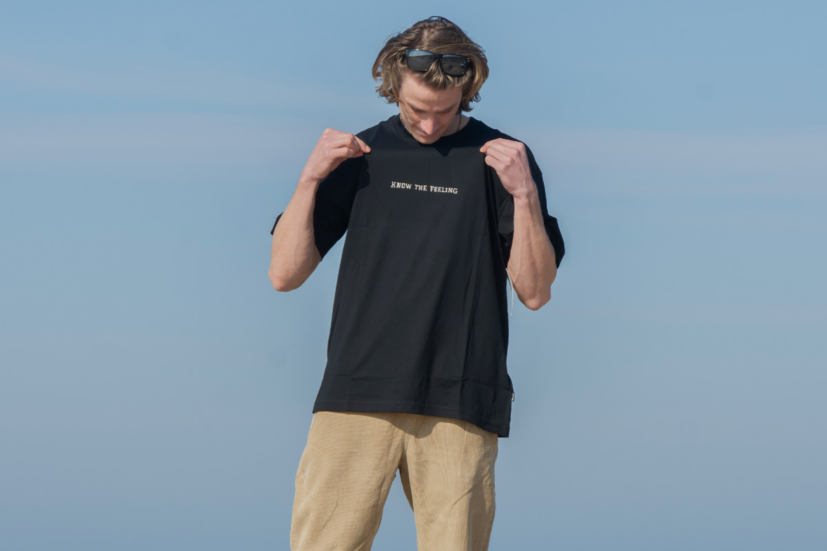 T-shirts & Longsleeves